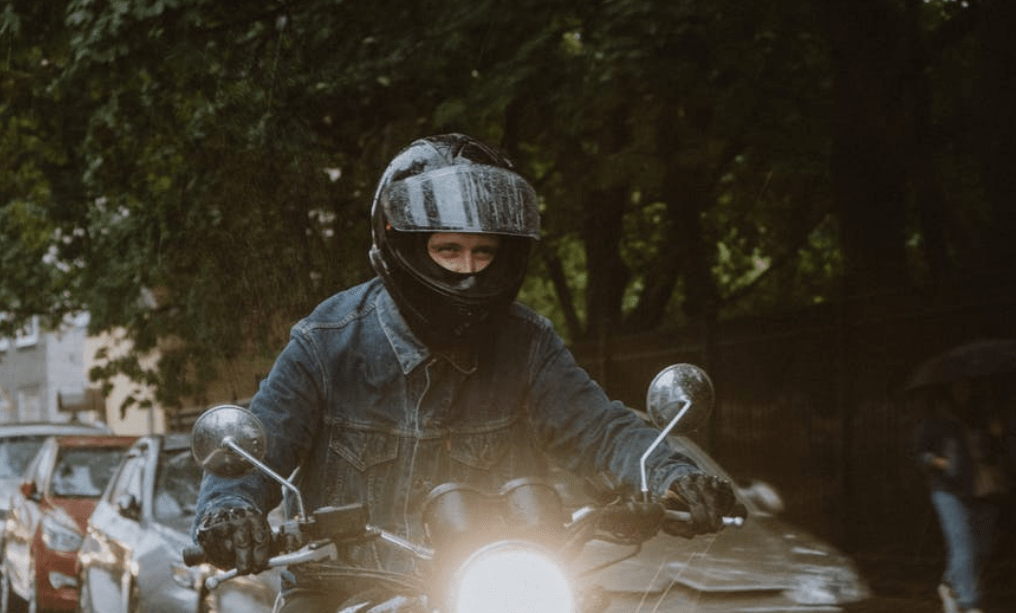 motorcycle helmet visor in rain